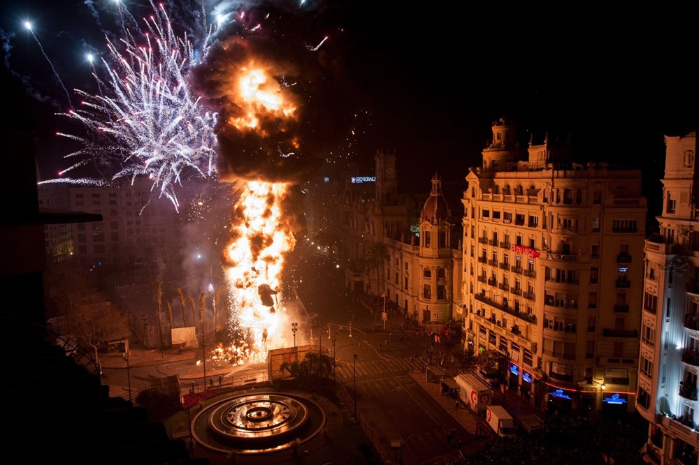 Avrupa'nın en ateşli festivali 'Las Fallas' - 5