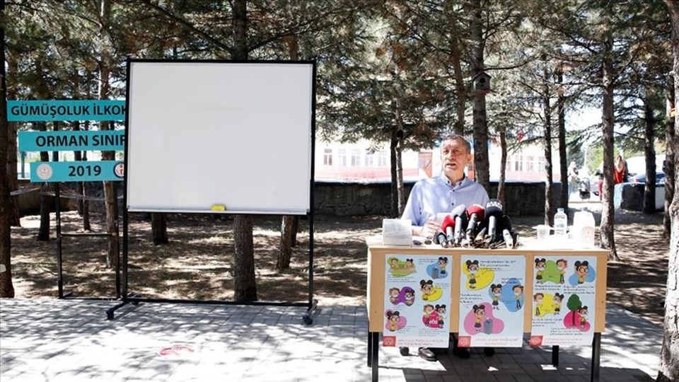 Milli Eğitim Bakanı Selçuk: Okullarımızı 21 Eylül'de açma çabasındayız - 1