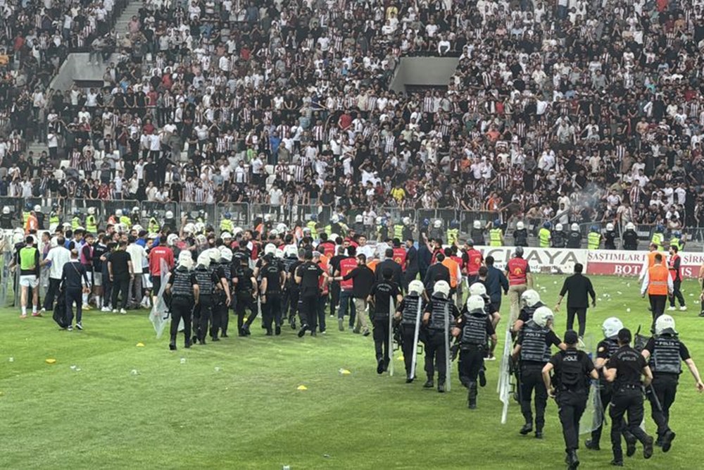 Tatil edilen maç için TFF'den ilk açıklama: Karar ne olacak? - 1