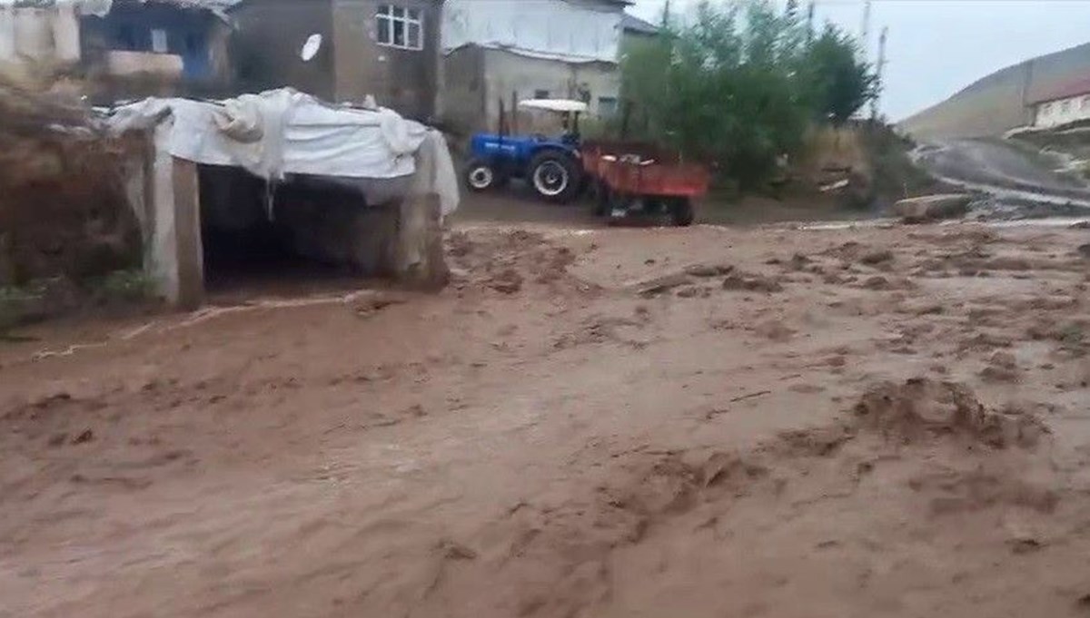 Kars'ta su baskınları, Ağrı'da sel