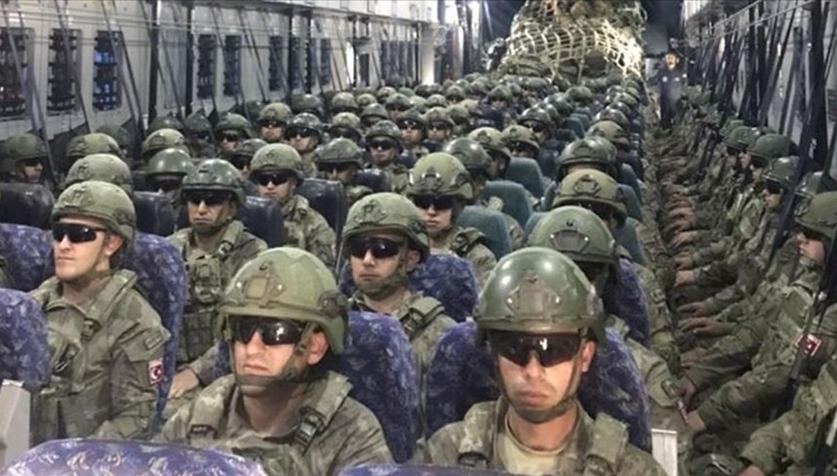 Mehmetçiğin Kosova'ya intikali tamamlandı Mehmetçiğin Kosova'ya intikali tamamlandı