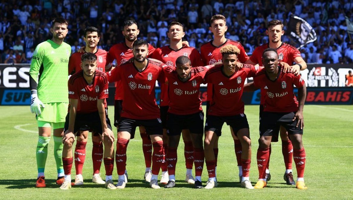 Beşiktaş'ın Augsburg ile oynadığı hazırlık maçı iptal edildi Beşiktaş'ın Augsburg ile oynadığı hazırlık maçı iptal edildi