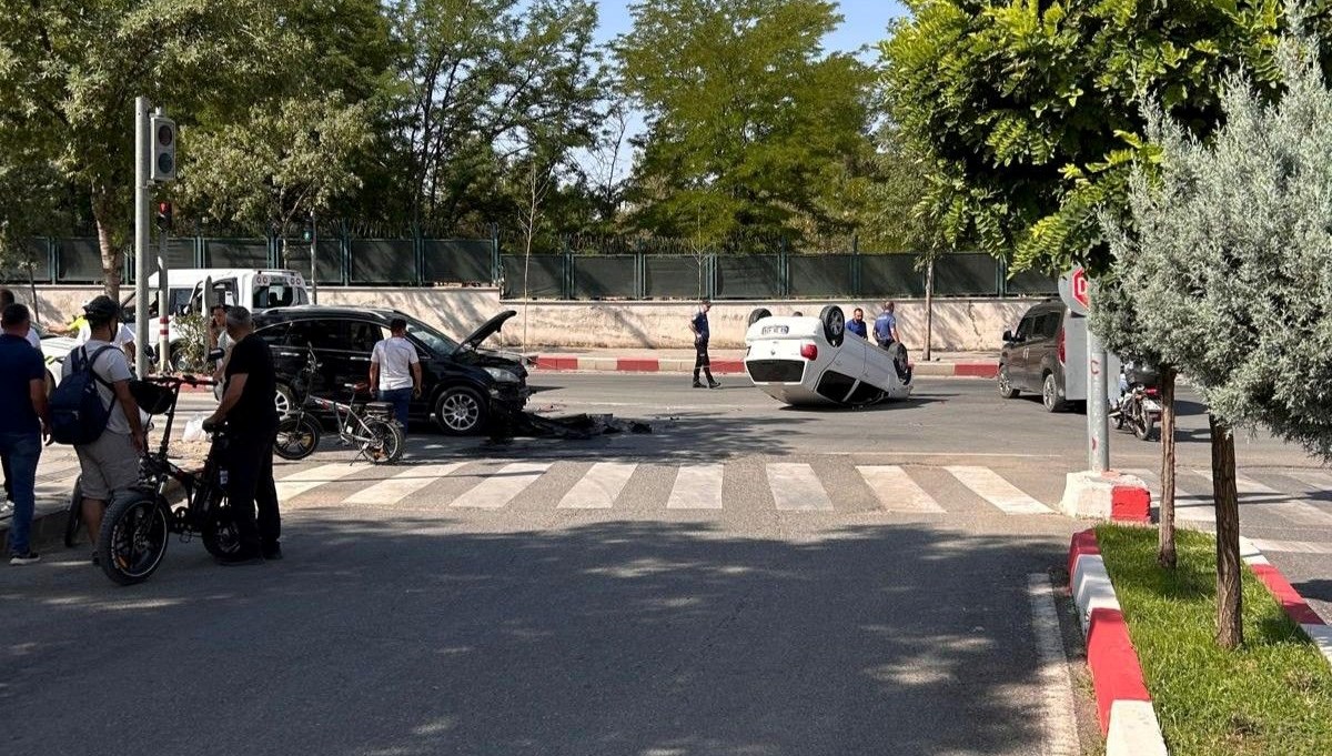 Siirt'te trafik kazası Siirt'te trafik kazası