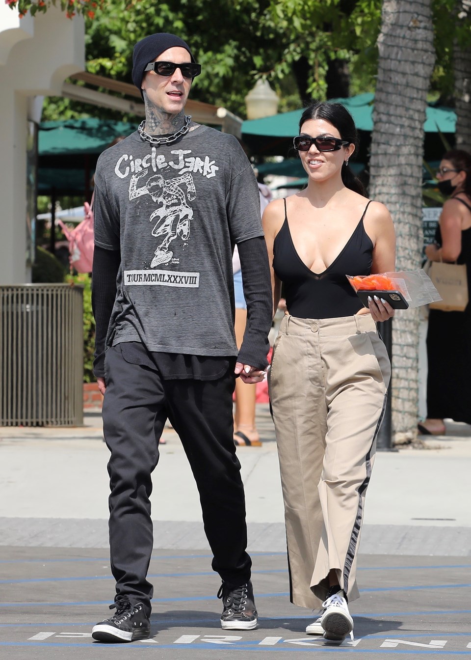 Travis Barker'dan Kourtney Kardashian'a: Seninle her şey mümkün - 1