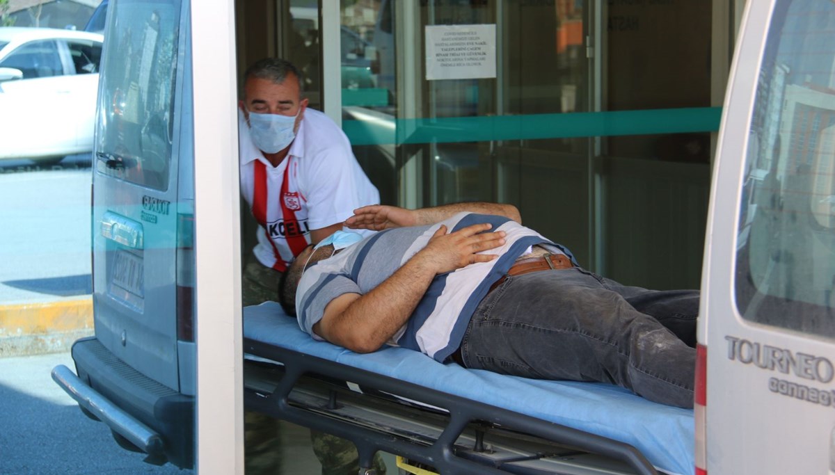 Acemi kasaplar hastanelik oldu