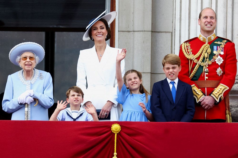 Prens Louis Kraliçe Elizabeth'in Platin Jübile kutlamasından rol çaldı - 20