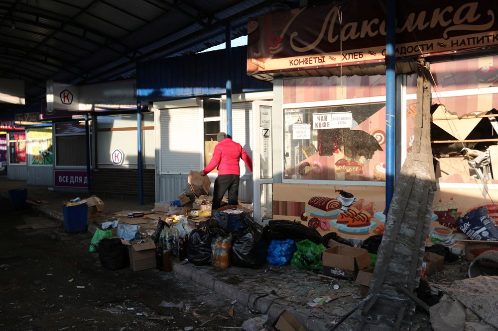 Donetsk'te pazarda patlama: 27 kişi öldü - 3