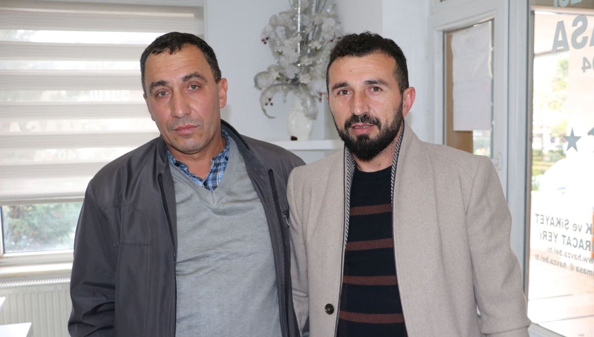 Yolda bulduğu 5 bin lirayı sahibine teslim etti Yolda bulduğu 5 bin lirayı sahibine teslim etti