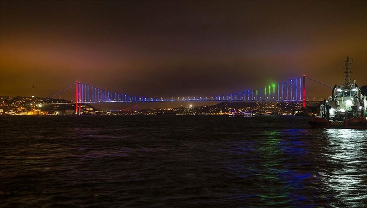 İstanbul Boğazı'nda gemi trafiği normale döndü