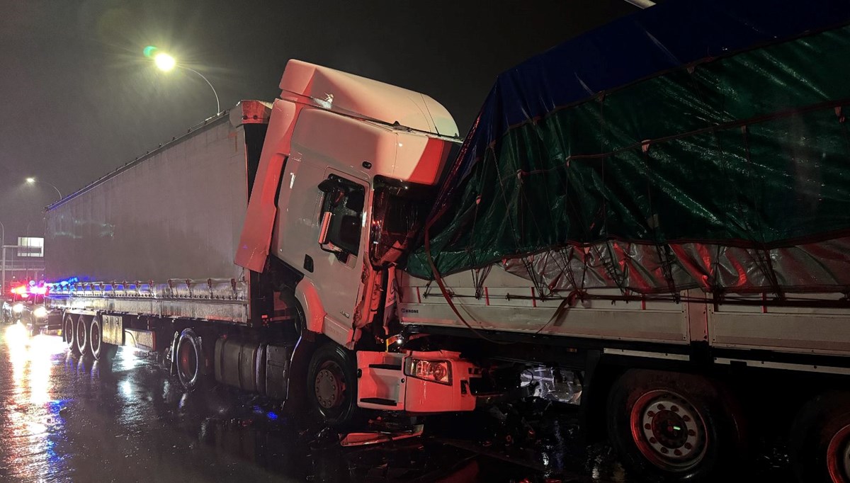 Kütahya'da TIR kazası: 1 yaralı