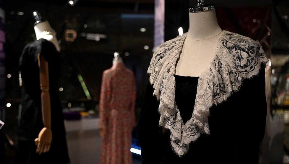 Prenses Diana'nın elbiseleri satışa çıkıyor: En büyük açık artırma