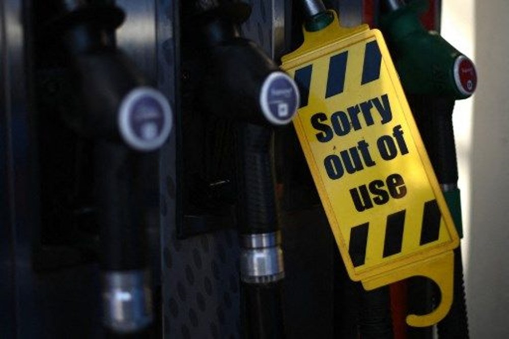 Solusi Inggris untuk krisis minyak: Ratusan pengemudi akan diberikan visa sementara - 11