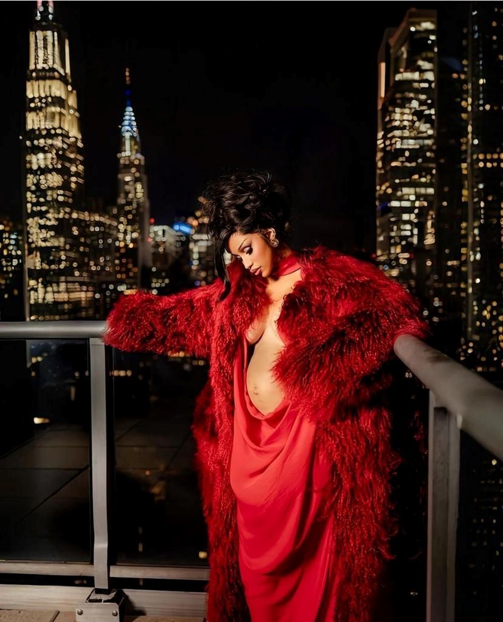 Boşanma davası açan Cardi B üçüncü kez hamile - 2