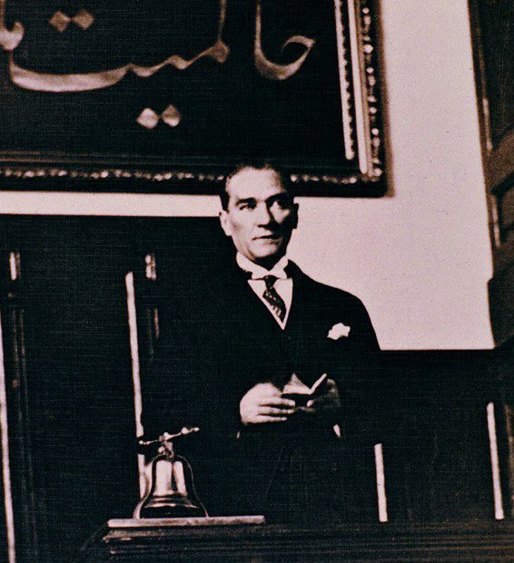 Mustafa Kemal Atatürk'ün ebediyete intikalinin 83. yılı (10 Kasım 1938) - 12