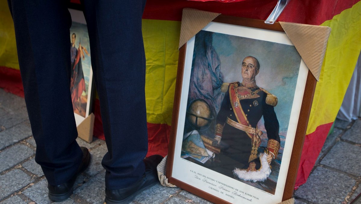 İspanya'da Franco diktatörlüğü dönemi yasa dışı ilan edildi
