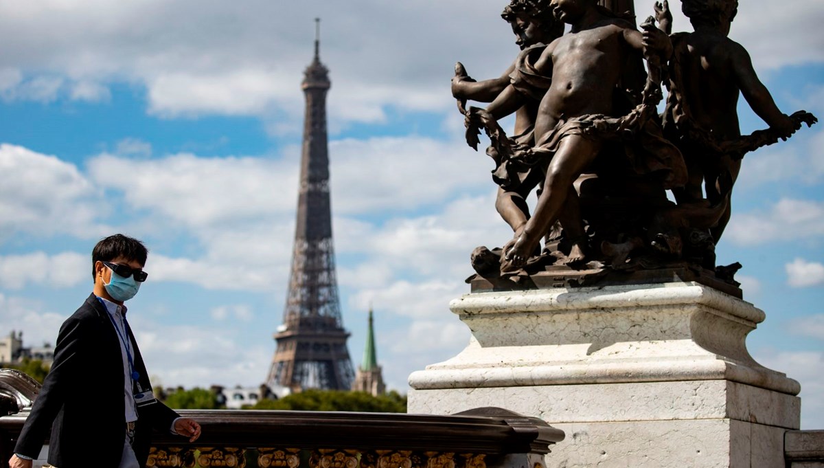 Paris'teki sonik patlama korku yarattı