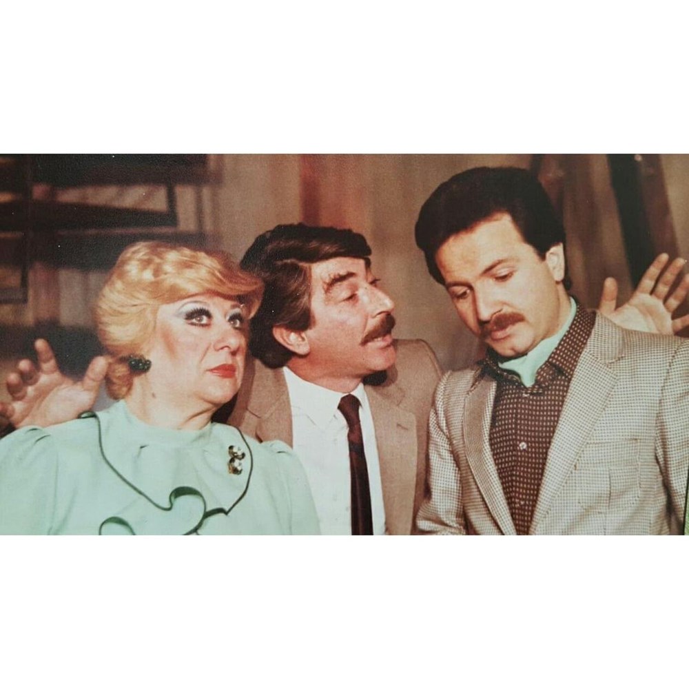 Su Burcu Yazgı Coşkun'dan nostaljik kare (Ünlülerin çocukluk ve gençlik halleri) - 103