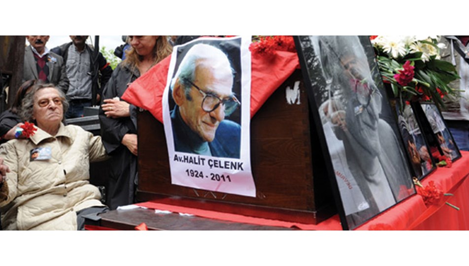 ‘Üç fidan’ın yanına bir koca çınar