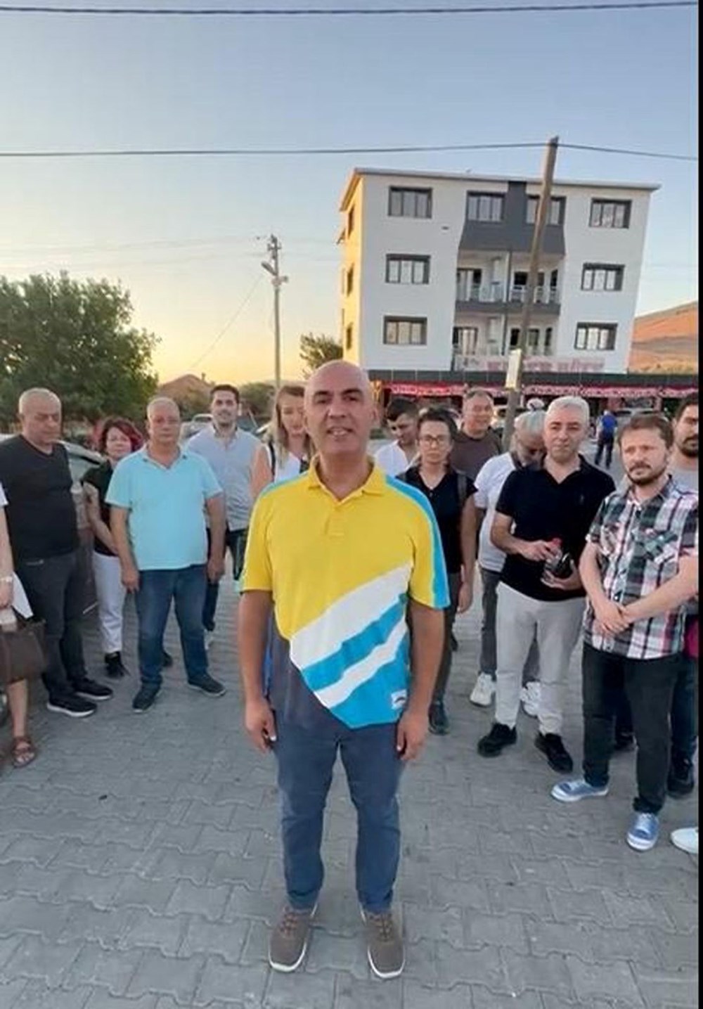 İzmir'deki Seçil Erzan olayında yeni gelişme: Döviz bürosu
sahibi tahliye edildi - 7