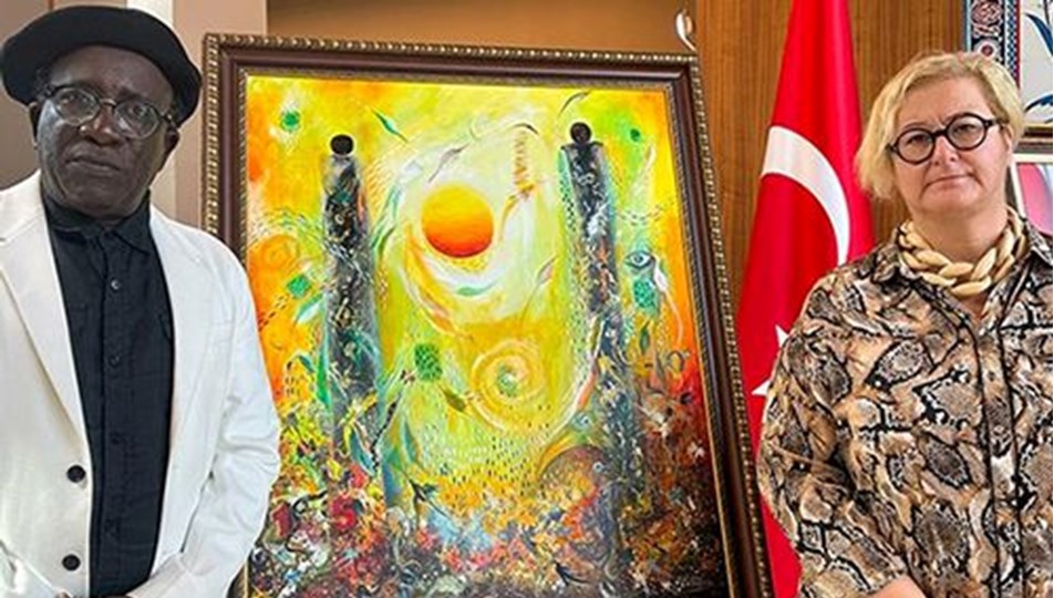 Senegalli ressam Kalidou Kasse, depremzedeler için bir eserini bağışladı