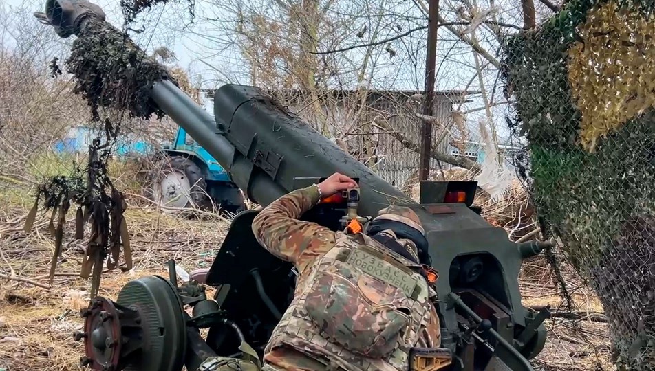 Kuzey Kore’nin kundağı motorlu obüsü vuruldu! Kim Jong Un'un