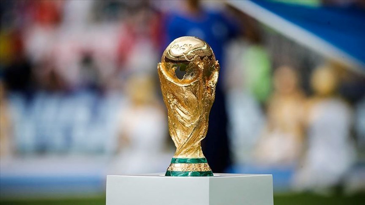 Suudi Arabistan, 2034 FIFA Dünya Kupası'nı düzenlemek için aday olacağını açıkladı Suudi Arabistan, 2034 FIFA Dünya Kupası'nı düzenlemek için aday olacağını açıkladı