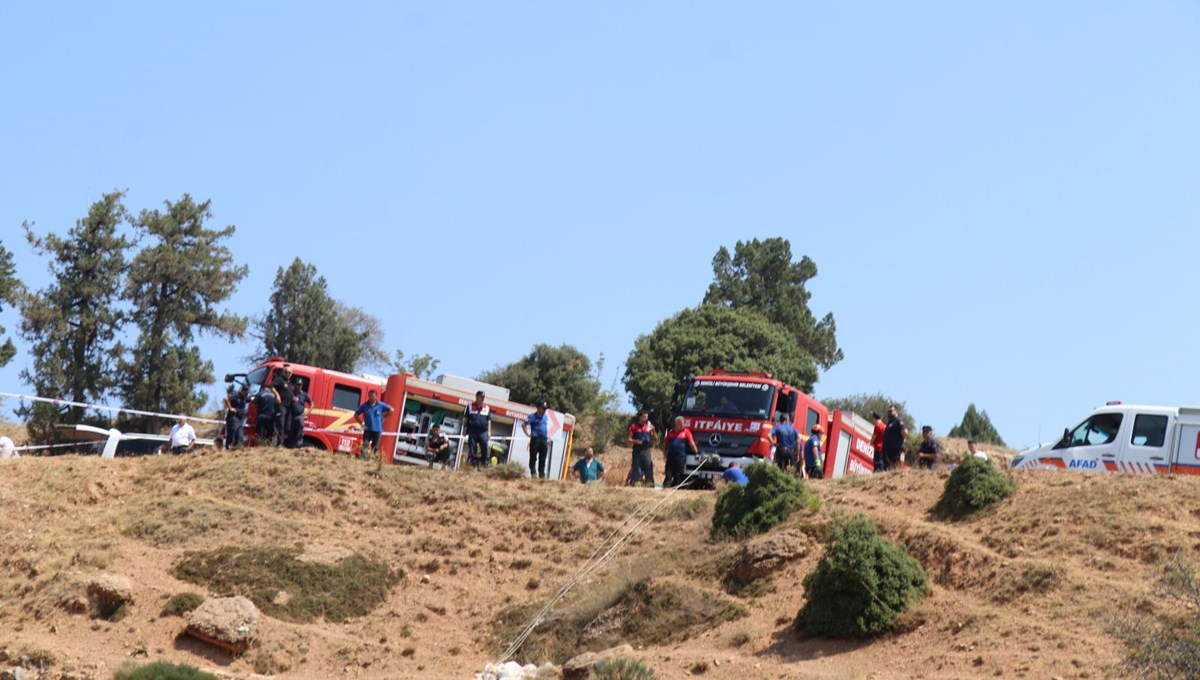 Kontrolden çıkan otomobil uçuruma yuvarlandı: 4 ölü