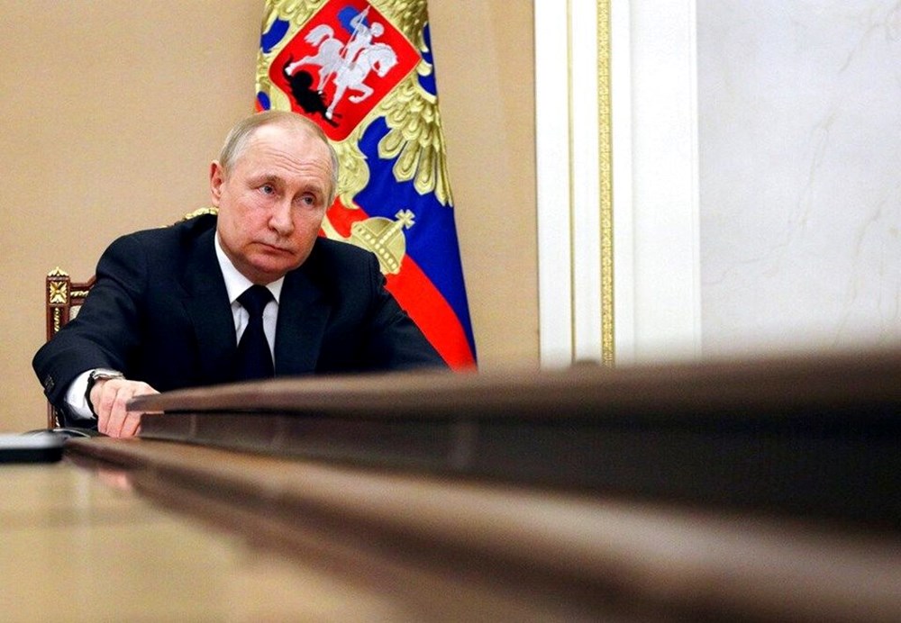 Putin'in tiroid kanseri nedeniyle ameliyat olacağı öne sürüldü: Koltuğunu eski istihbaratçıya devredecek - 10
