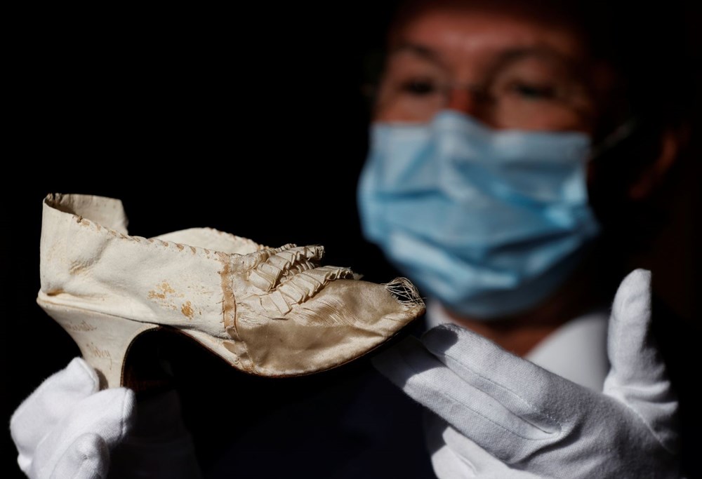 Kraliçe Antoinette'in ayakkabısına 43 bin euro - 2