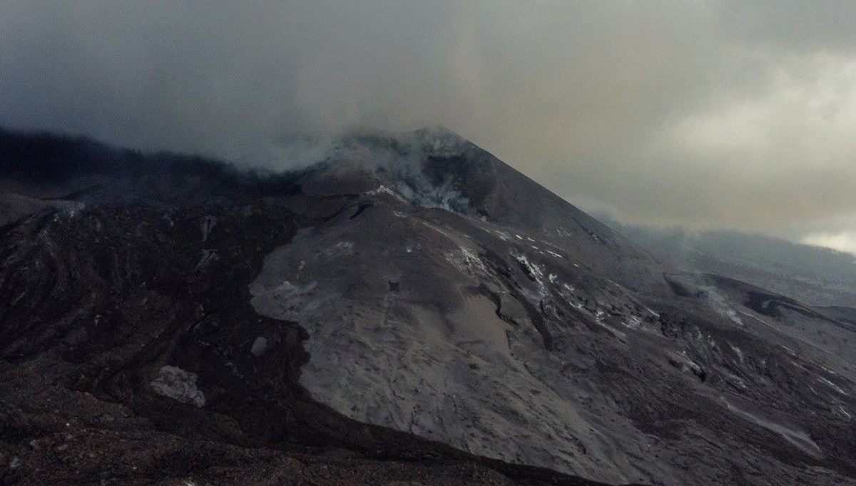 Sismik aktiviteleri ilk kez duran Cumbre Vieja Yanardağı sönme aşamasına girdi