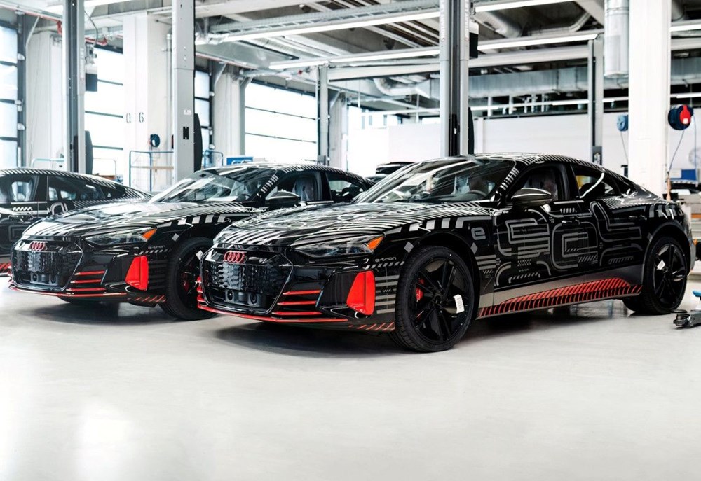 Audi'den sevilen kamuflaja özel seri: 75 adet üretilecek - 8