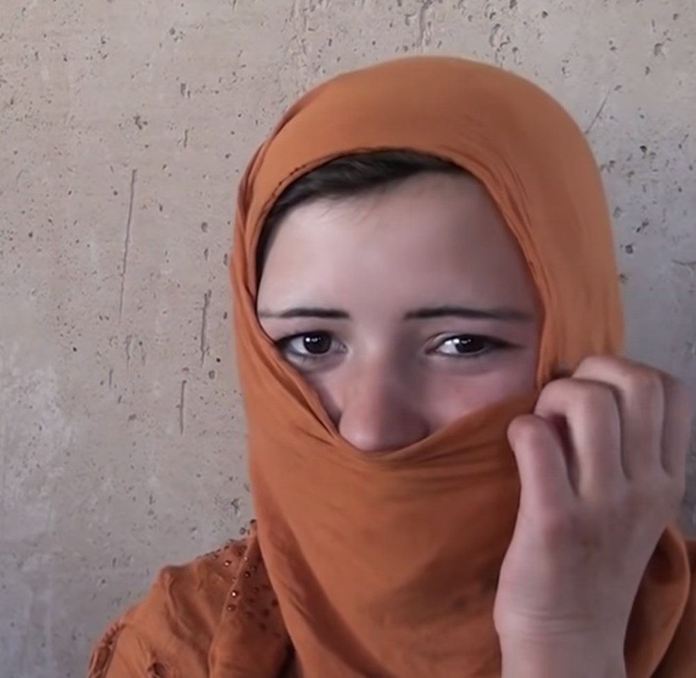 10 yaşındaki Afgan kız ailesinin borçları için satıldı - 7