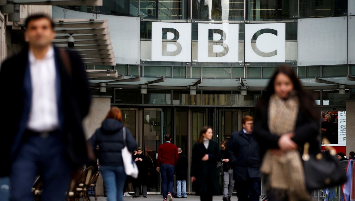 İngiltere'de 'BBC payı' 2027'de kaldırılacak