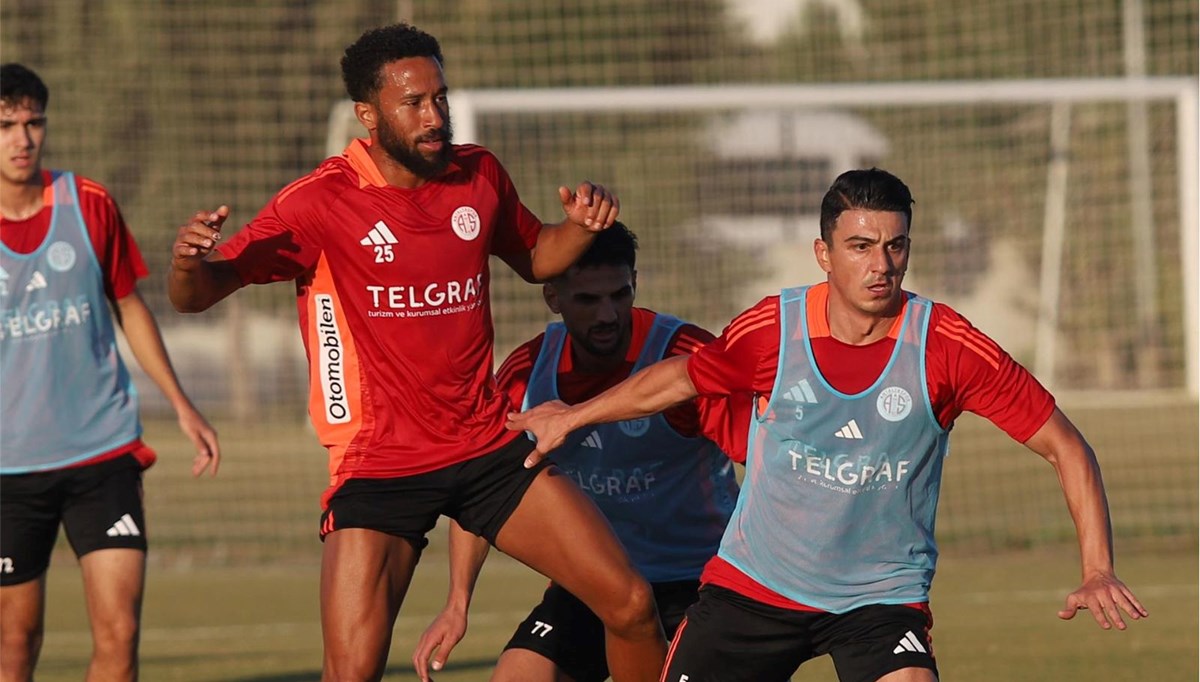 Antalyaspor, yarın Samsunspor'a konuk olacak