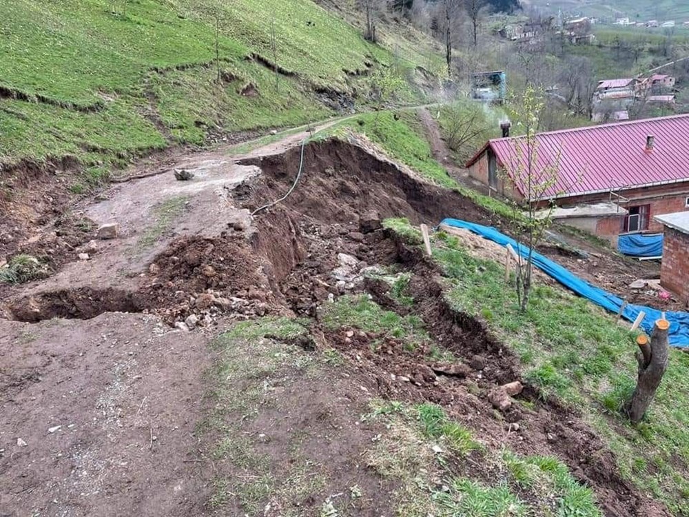 Trabzon'da heyelan tehlikesi: 5 ev boşaltıldı - 2