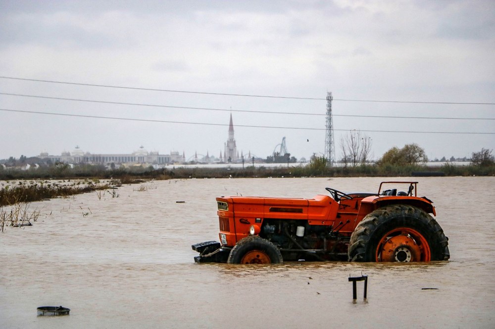 Turuncu alarmın verildiği Antalya'da, Acısu Deresi'nin taşma riski var - 13