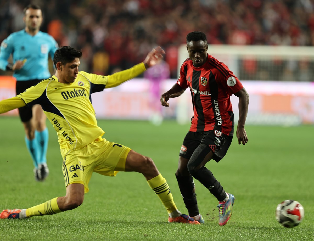 "Sezonun ateşi bu maçta yatıyor" | Spor yazarlarından Fenerbahçe yorumu