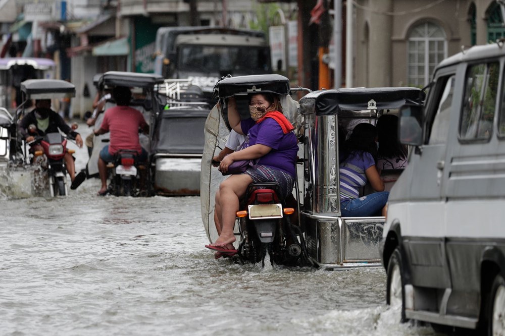 Molave Tayfunu nedeniyle Vietnam'da 1.3 milyon kişi tahliye ediliyor - 22