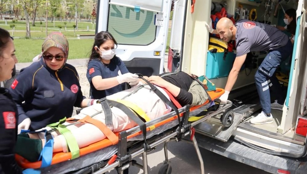 Parkta vurulmuş halde bulundu Parkta vurulmuş halde bulundu