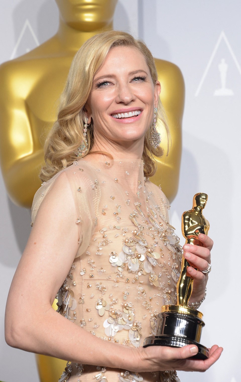 Oscar ödüllü oyuncu Cate Blanchett: Oyunculuğu bırakmaya çalışıyorum - 2