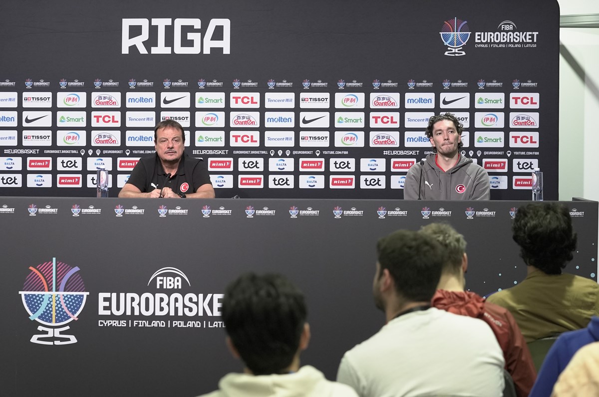 Başantrenör Ergin Ataman, kaptan Cedi Osman