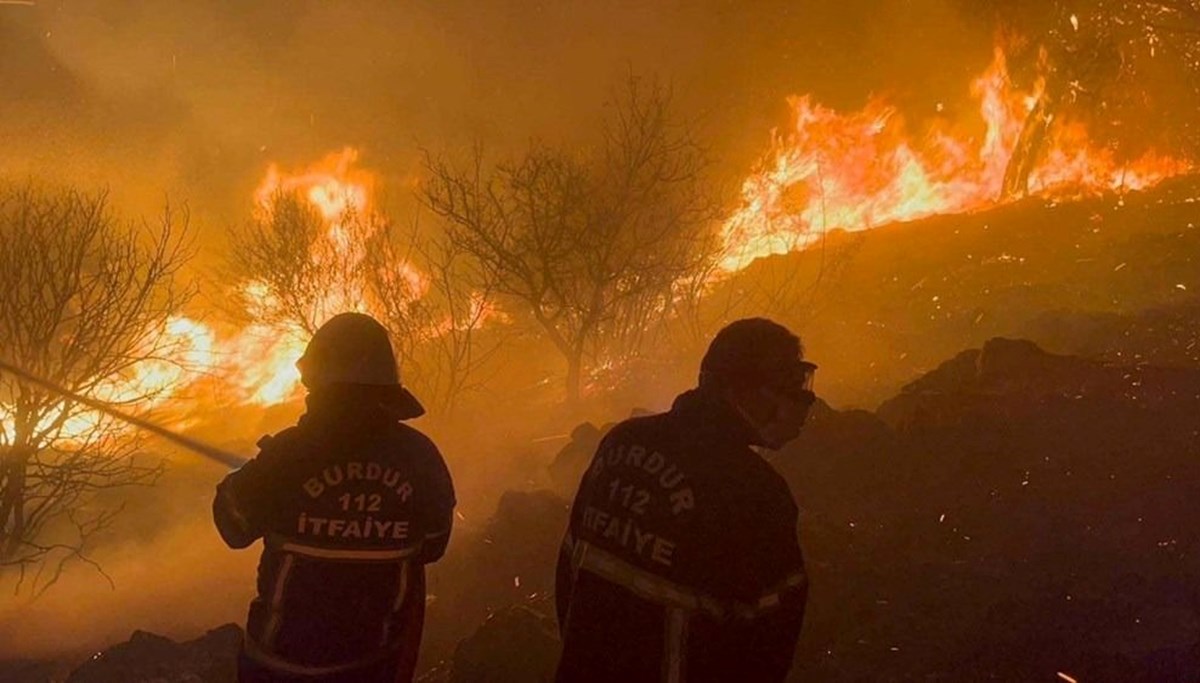 İzmir'i yakan defineciler yangını kayayı patlatırken çıkarmış