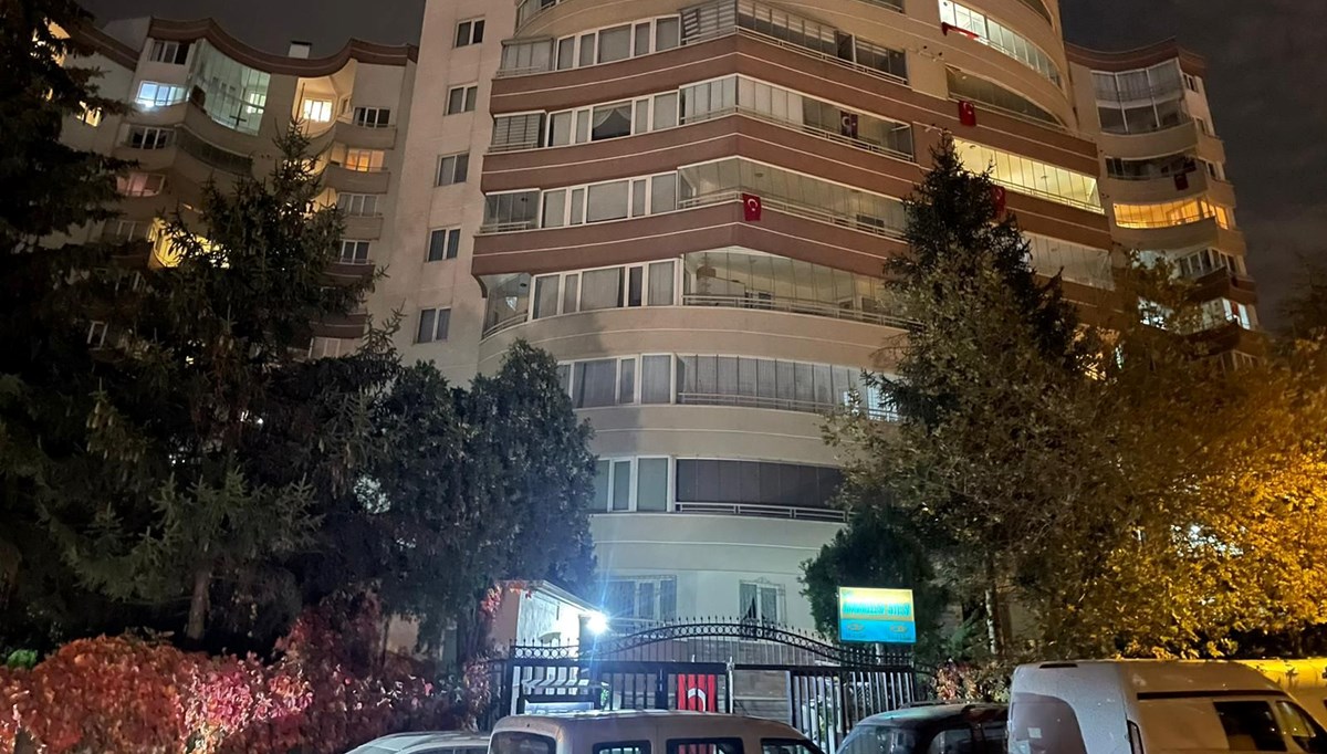 Tartıştığı ağabeyini tabancayla öldürüp intihar etti Tartıştığı ağabeyini tabancayla öldürüp intihar etti