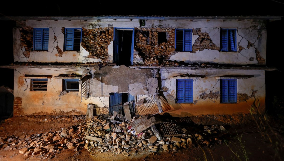 Türkiye'den Nepal'deki depremde hayatını kaybedenler için taziye mesajı Türkiye'den Nepal'deki depremde hayatını kaybedenler için taziye mesajı