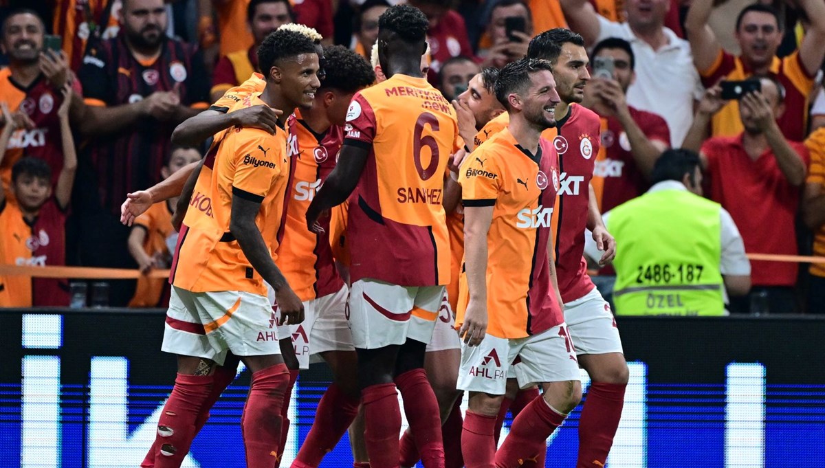 Galatasaray - Gaziantep FK (Canlı anlatım) Galatasaray - Gaziantep FK (Canlı anlatım)
