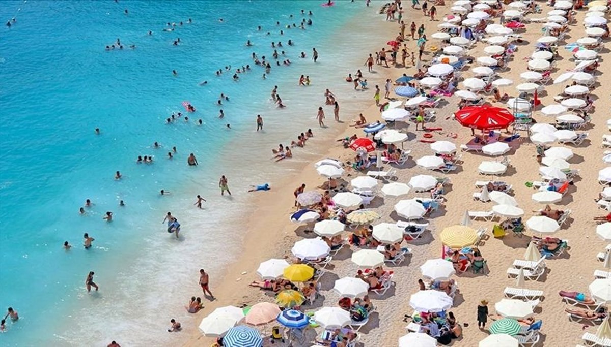 Antalya'nın nüfusunda bayram tatilinde patlama bekleniyor