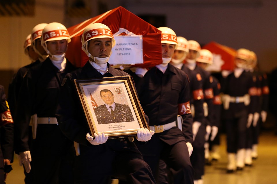 Uçak kazasında şehit olan üç asker için Eskişehir'de tören - 2