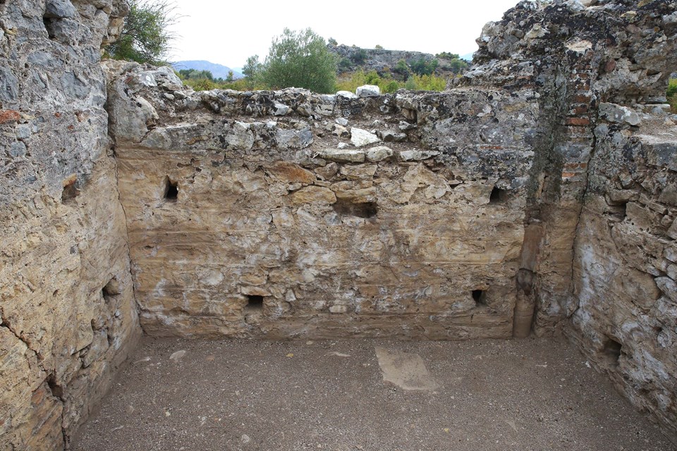 Kaunos Antik Kenti'nde Osmanlı dönemi türbe kalıntılarına rastlandı - 1