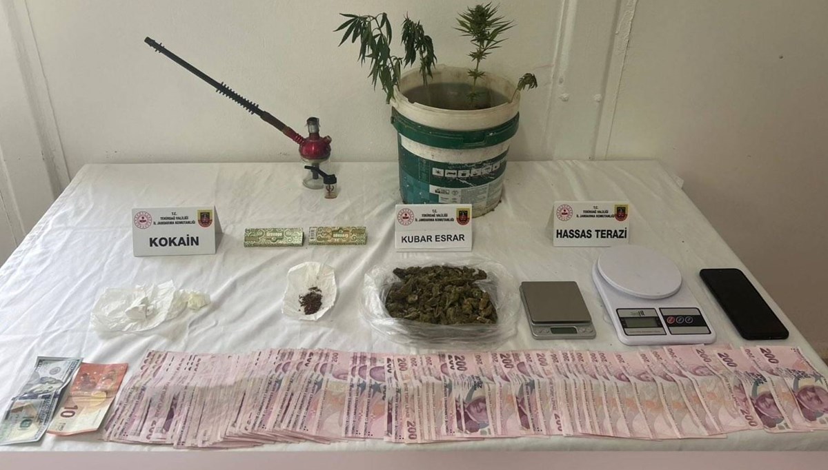 Tekirdağ'da uyuşturucu operasyonu: 15 kişi yakalandı Tekirdağ'da uyuşturucu operasyonu: 15 kişi yakalandı