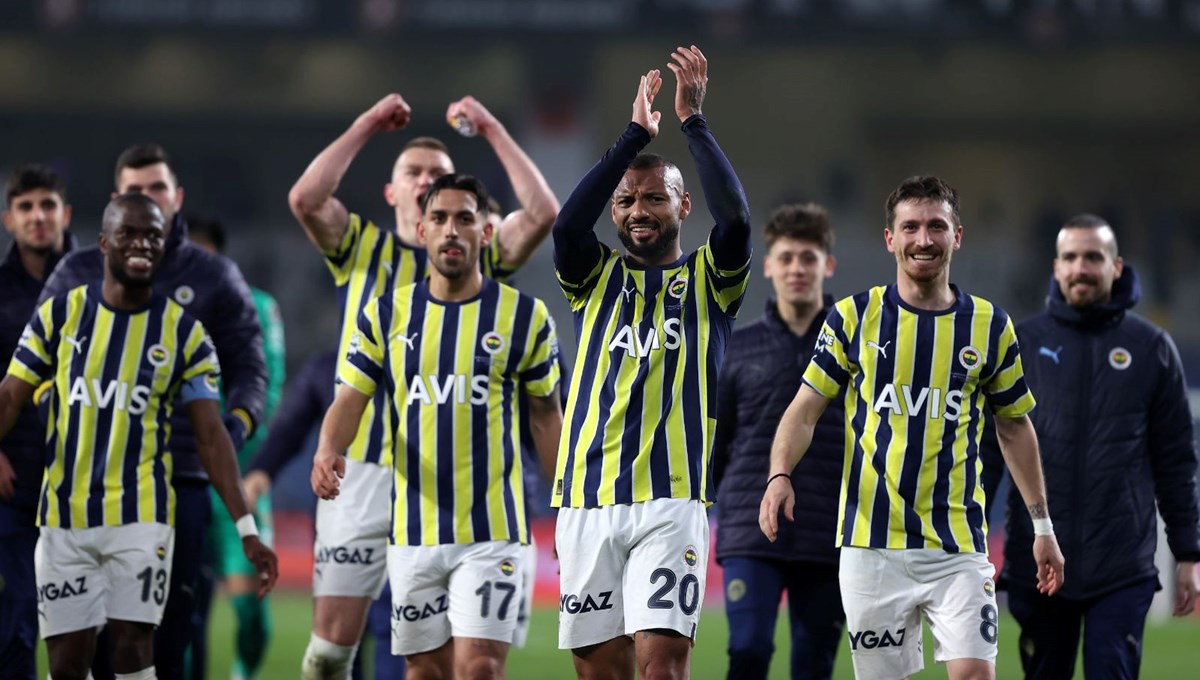 Fenerbahçe 4 eksikle Sivasspor deplasmanında